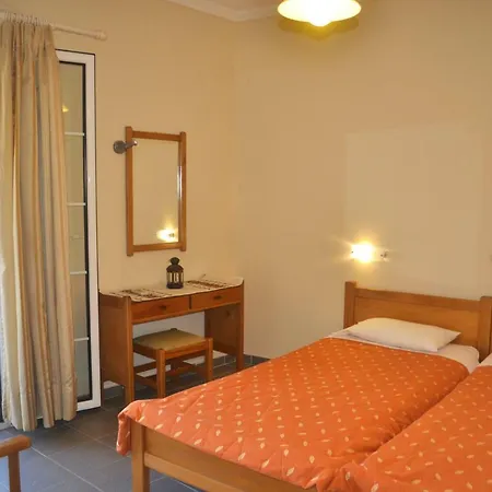Apartamento Yannis On The Of Agios Gordios In Corfu